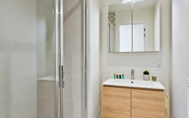 Apartment With Natural Swimming Pool