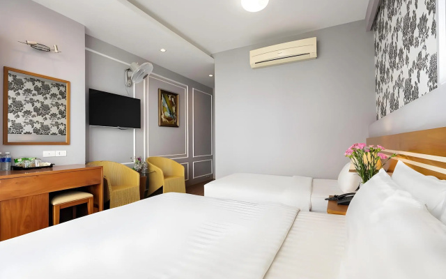 Lucky Star Hotel 266 De Tham – Guest Rooms – Ho Chi Minh City