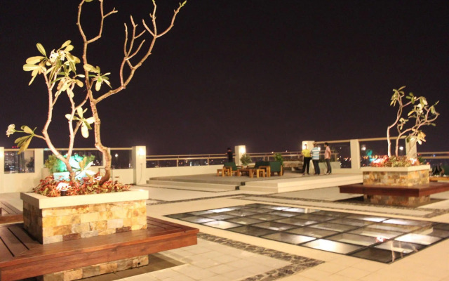 Home Edge Accommodations @ Tivoli Garden Residences