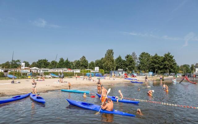 Large fully renovated farmhouse with indoor Swim spa and Sauna