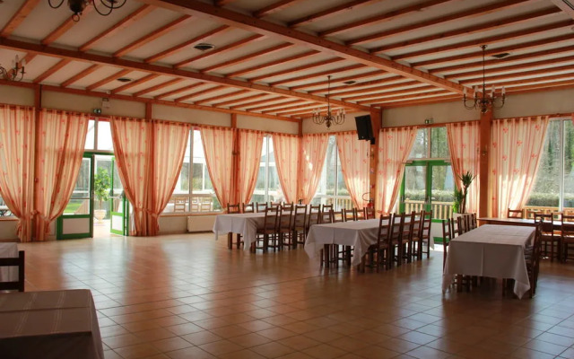 Brit Hotel Le Relais de la Forêt