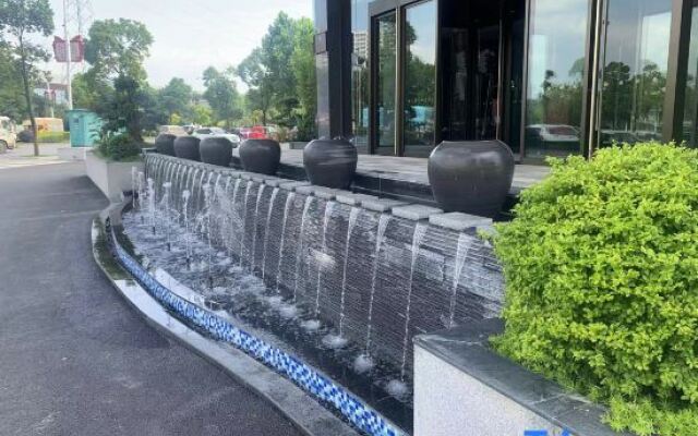 Metropolo Jinjiang Hotels