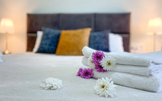 Mary's Well 3 BR by Ahlan Hospitality