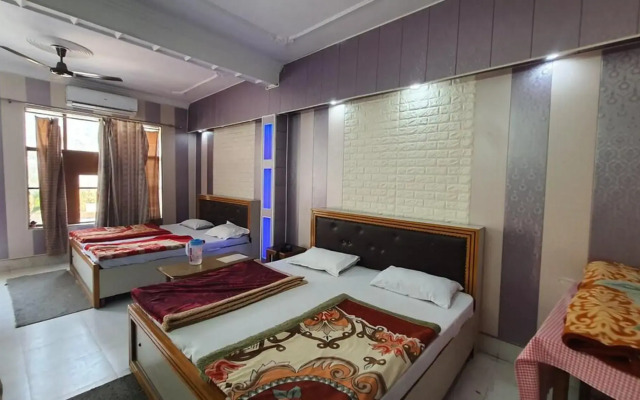 Hotel Suri
