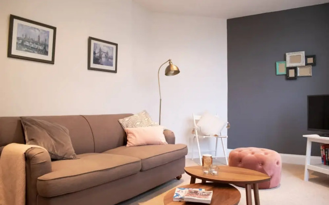 Charming and Cosy Studio Flat Near Greenwich