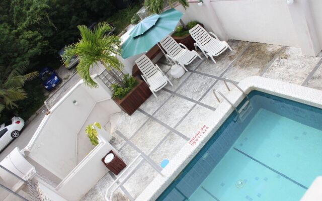 Holiday Saipan Hotel