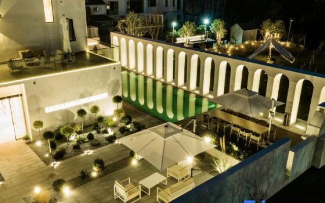 Shanghai Jinlin Manor