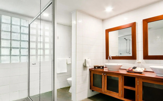 Tanoa International Hotel