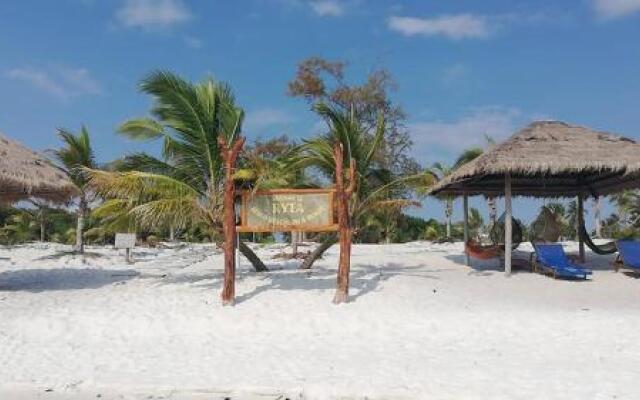 Ryta Beach Bungalow & Resort