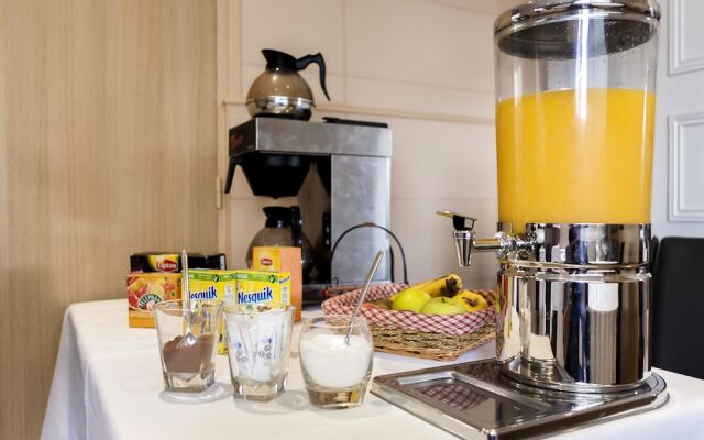 Logis Hotel Restaurant Croix Verte