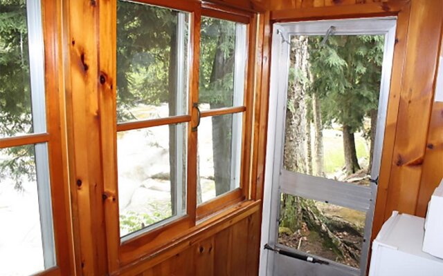 Mt Liberty Cabins and Motel