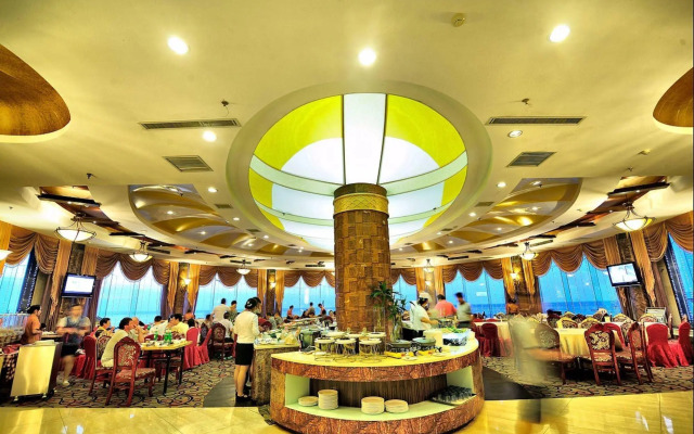Vienna International Hotel Shandong Yantai FTA Jinshatan Xingyi Square