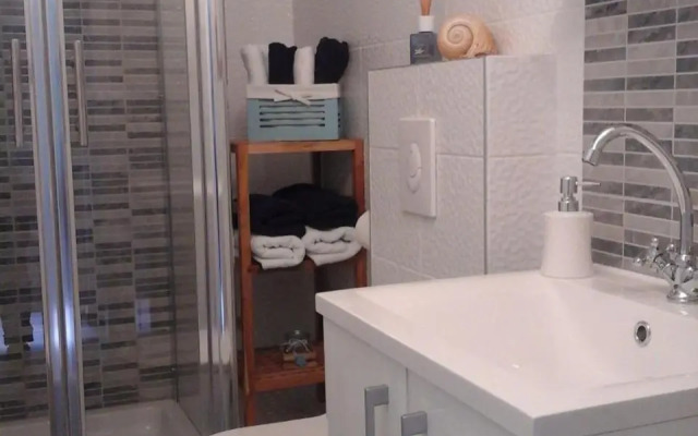 Apartments and rooms with parking space Hvar - 13161