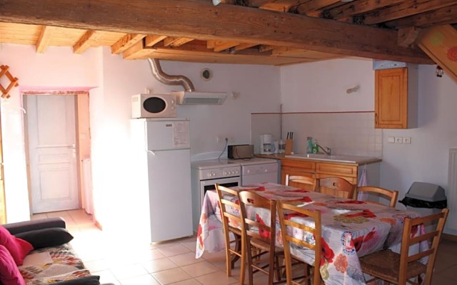 Valcaris: gites, chambre d'hotes et tables d'hotes