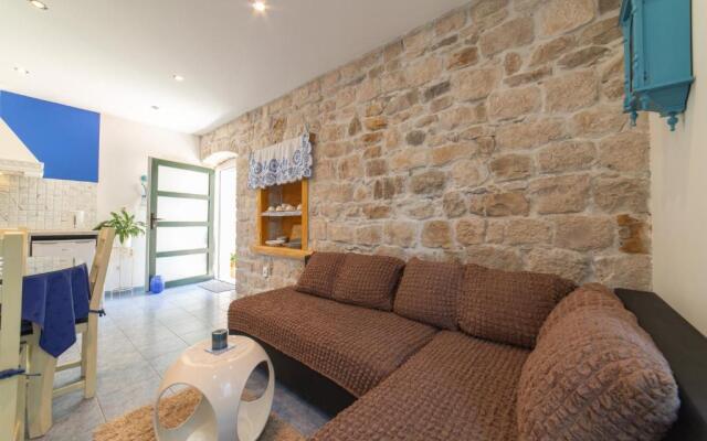 Apartments villa Mira