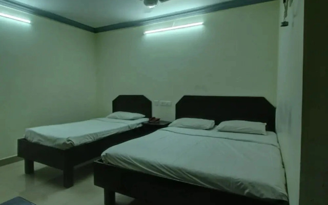 Vasantham Inn By OYO Rooms