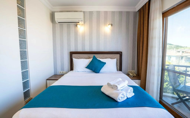 Cunda Giritlioğlu Otel