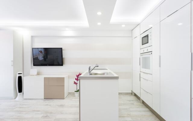 63 Los Cristianos Apartment, First Sea Line, Parking
