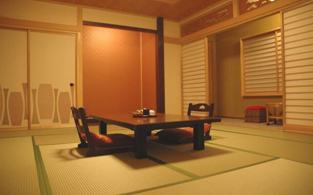 Kusatsu Onsen Kiyoshigekan
