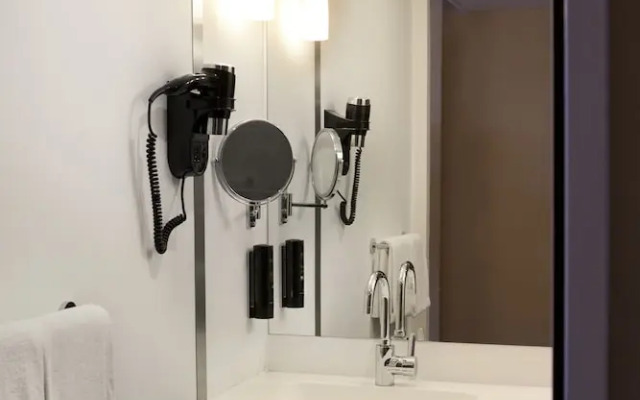 Skotel Amsterdam, Hotelschool The Hague