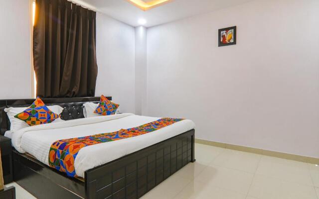 Fabhotel Ananda Inn