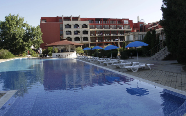Hotel Amfibia Beach