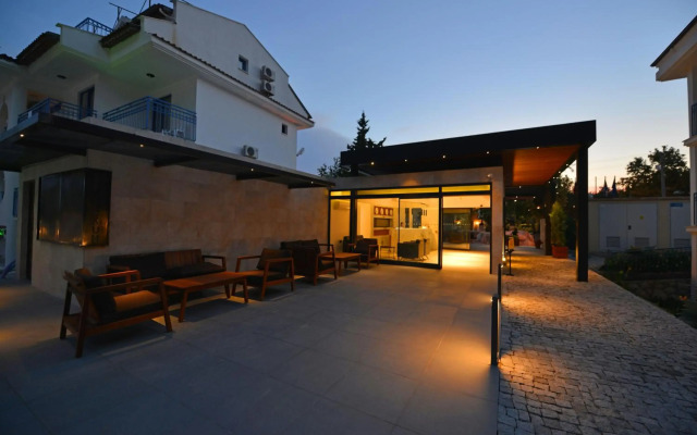Belcekum Beach Hotel