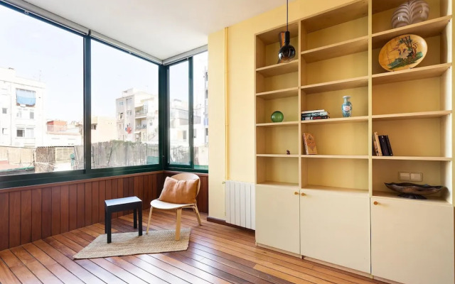 Moianes Apartment by Olala Homes