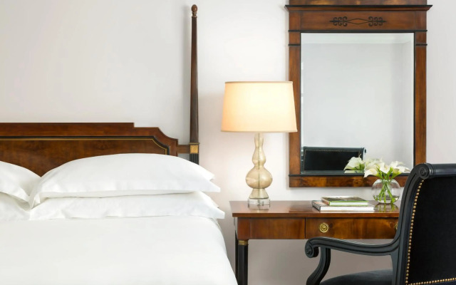 The Michelangelo Hotel