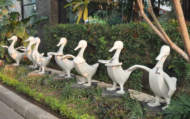 Artotel Hotel Surabaya