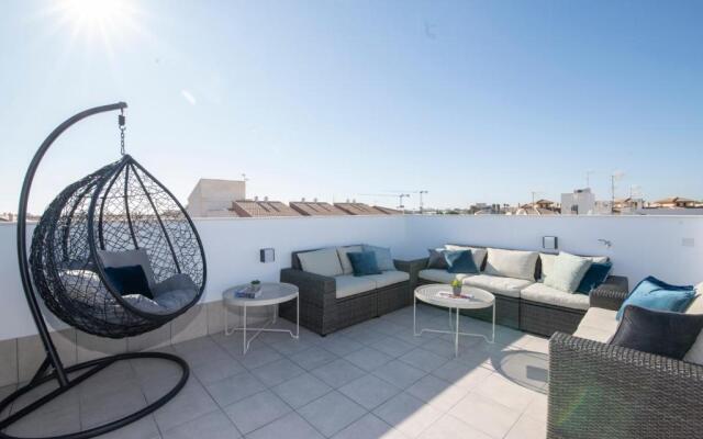 Luksusvilla med privat basseng - plass til 2 familier