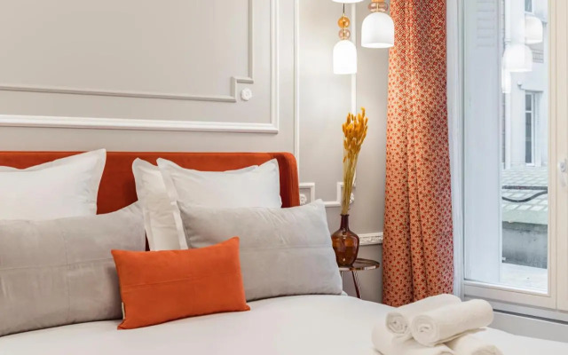 The Orange Haussmann