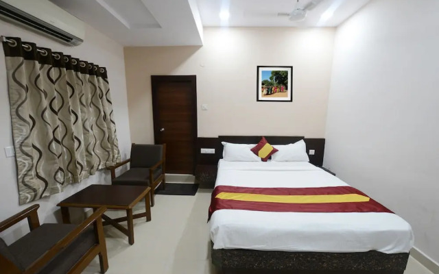 Hotel Dwaraka Inn
