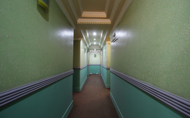 OYO 29553 Hotel Essar