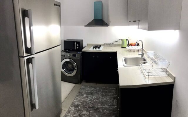 Luxury 1br-2br Apt-panoramic View Terrace 24-7 Pwr