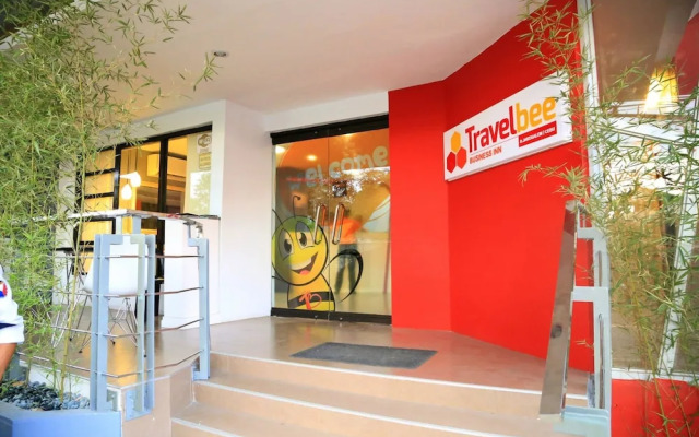 Travelbee Capitol Inn