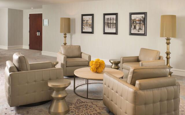 DoubleTree by Hilton Hotel Dallas – Love Field