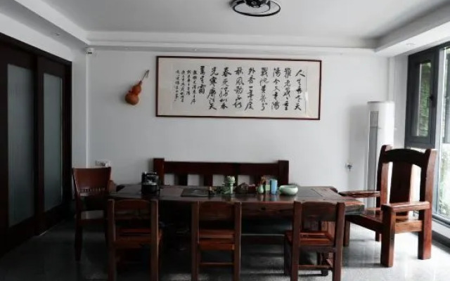 Shiqidong Hostel