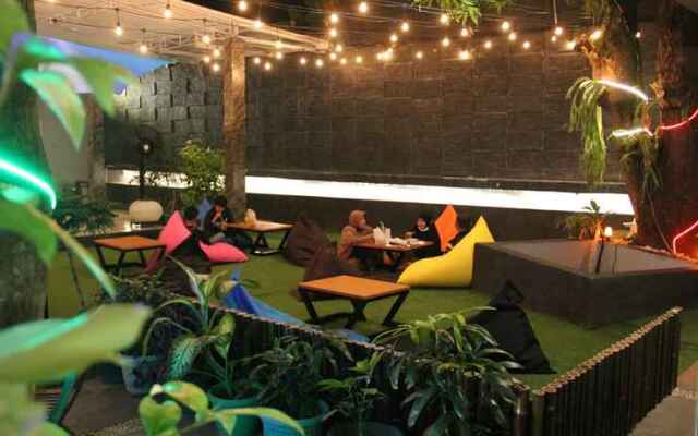 Hotel Wisata Baru