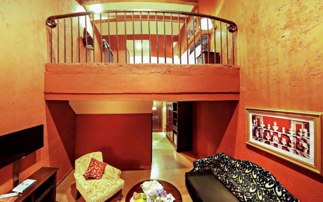 Mercure Danang French Village Bana Hills