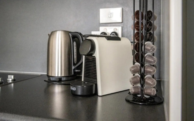 Stylish and Spacious Launceston Villa + Free Wifi