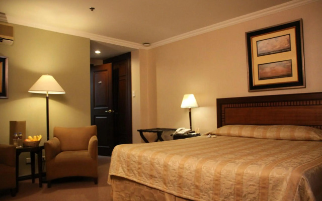 Herald Suites Solana