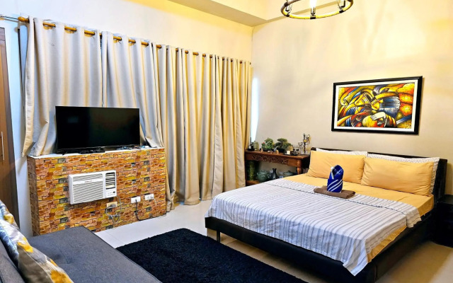 PRS at One Palm Tree Villa near Airport