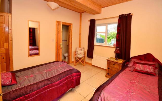 Cottage 216 - Roundstone
