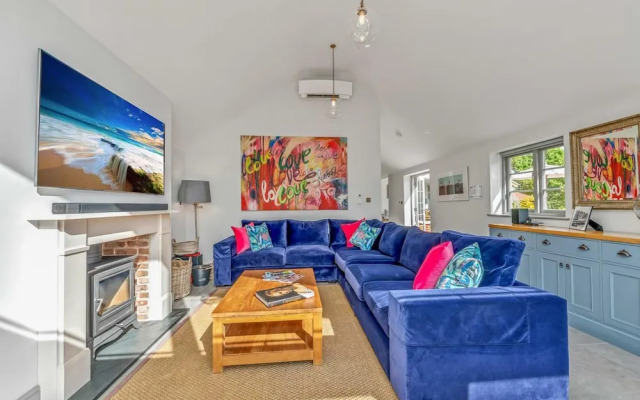 The School House - Luxury Home With Large Garden