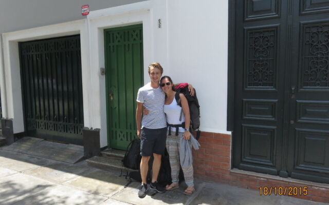 La Puerta Verde Hostel