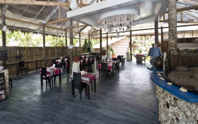 Island French Resort