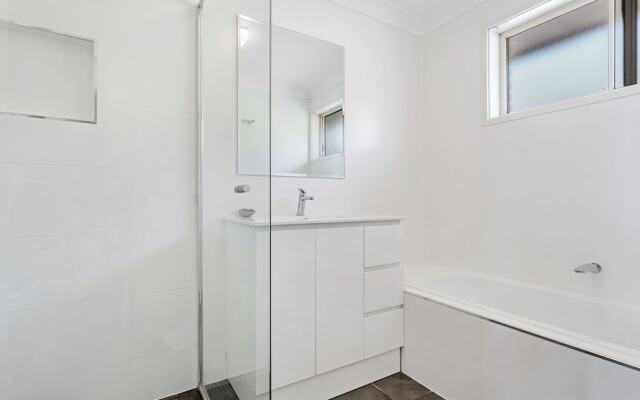Sandranch, 123 Foreshore Drive