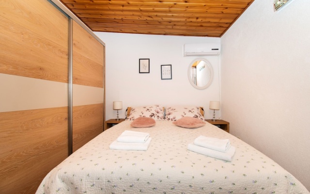 Apartments Snjezana