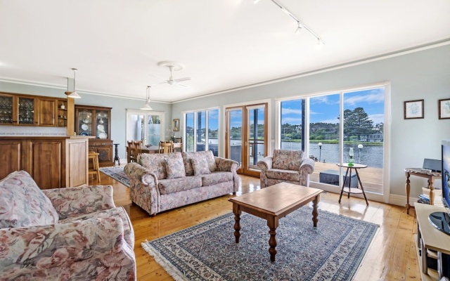 River Charm Cottage – Guest Rooms – Port Fairy
